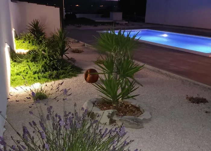 Vikendica Belvedere *