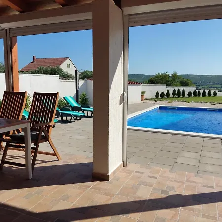 Belvedere Holiday home Benkovac